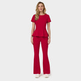 Bluza medyczna damska KIM Red Cherry - widok detalu baskinki i kroju - Vena Uniformy